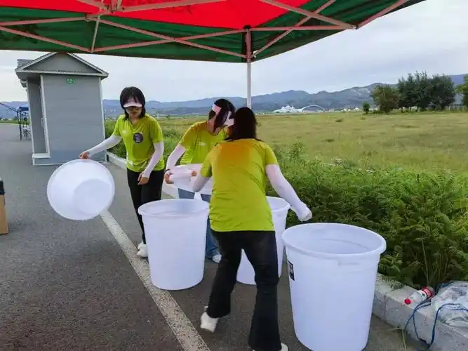 一路同行——新城区志愿服务持续照亮2024敕勒川草原半程马拉松赛