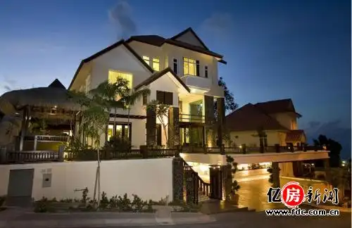 香港"亚洲楼王"最贵豪宅 每平米90万港元