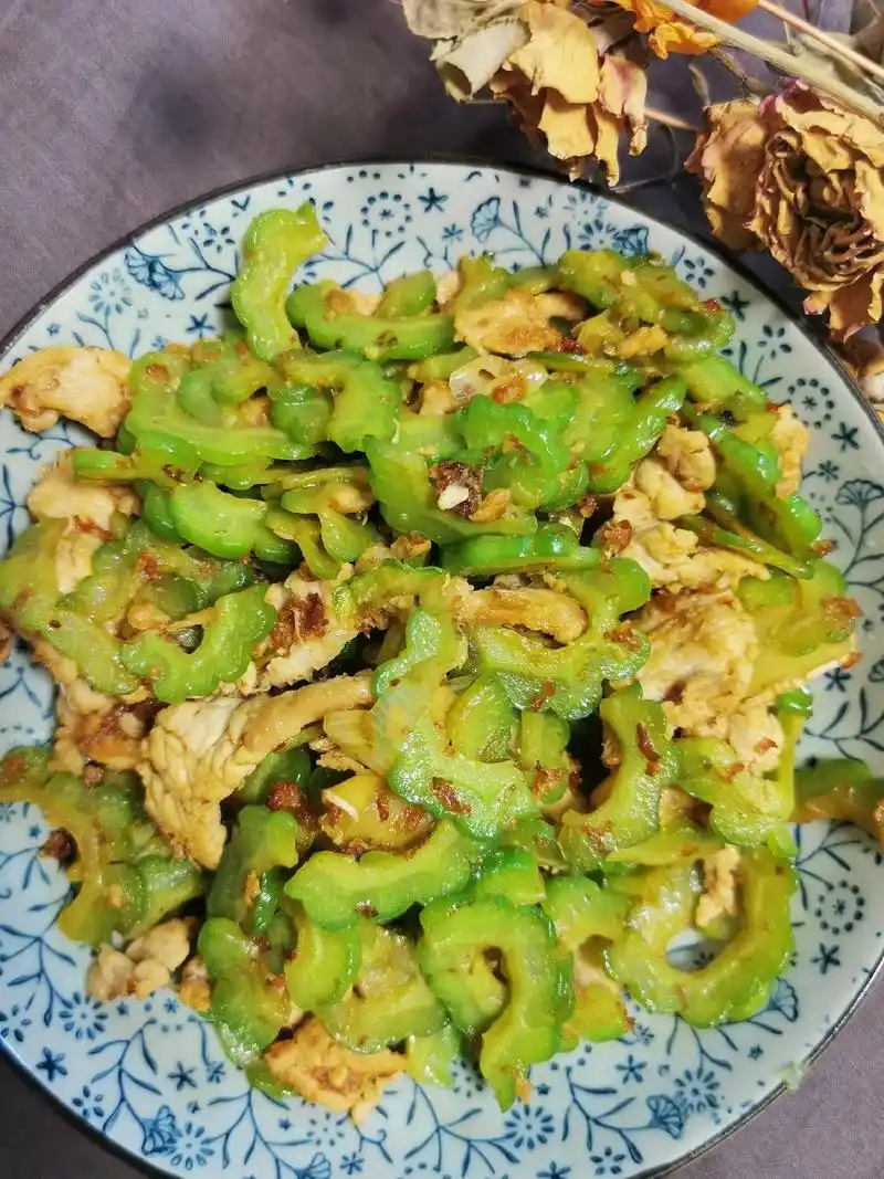 苦瓜炒肉