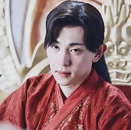 魔尊一角出帅哥王鹤棣罗云熙太抢眼但他才是真鼻祖