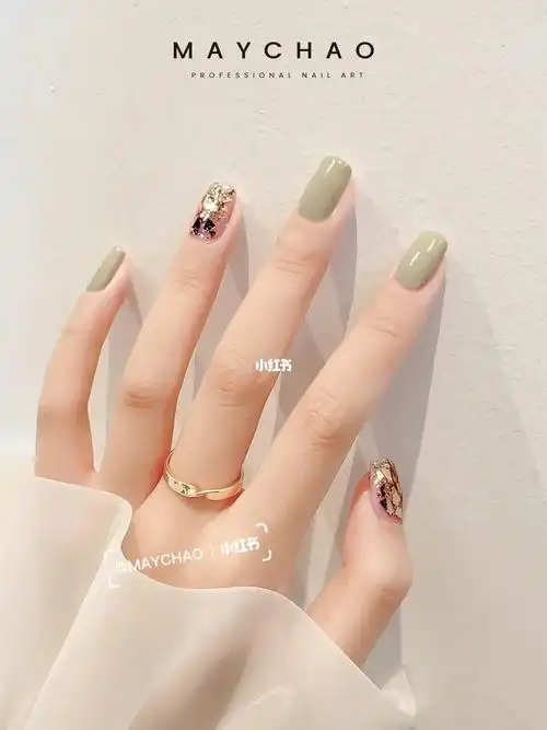 一眼爱上95高级感简约夏日美甲ins显白