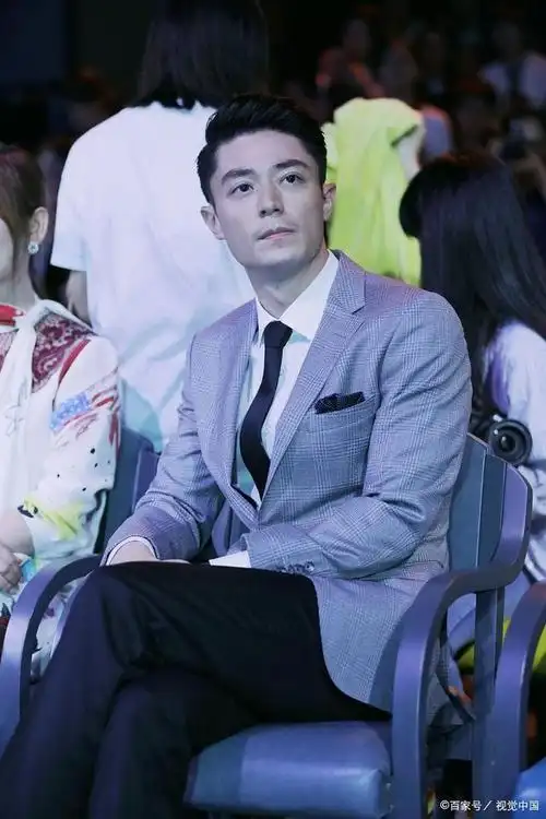 霍建华:帅气与才华并存的男神