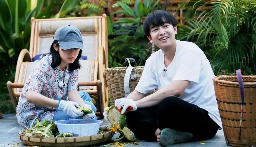 向往的生活5进行录制阶段路透被讨论得热火朝天