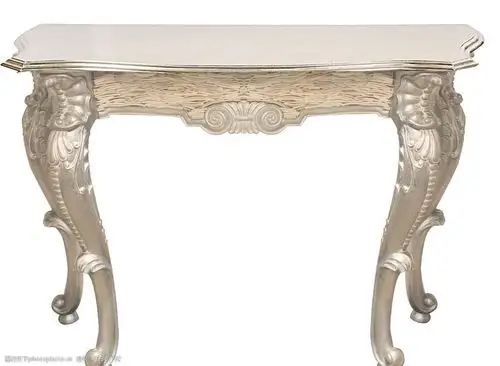 金色欧式高档桌子图片