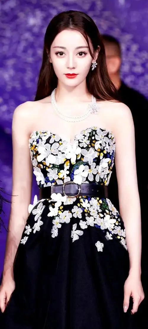 美女系列壁纸地87期-迪丽热巴