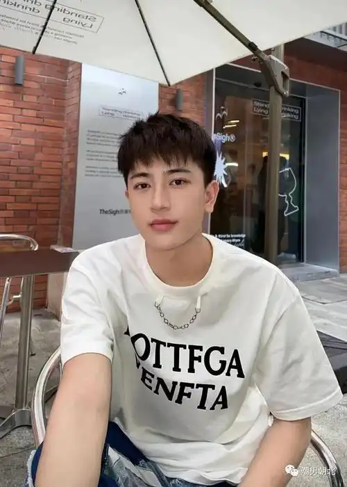 男生夏天最帅气的短发剪这3款就够了完美提升颜值