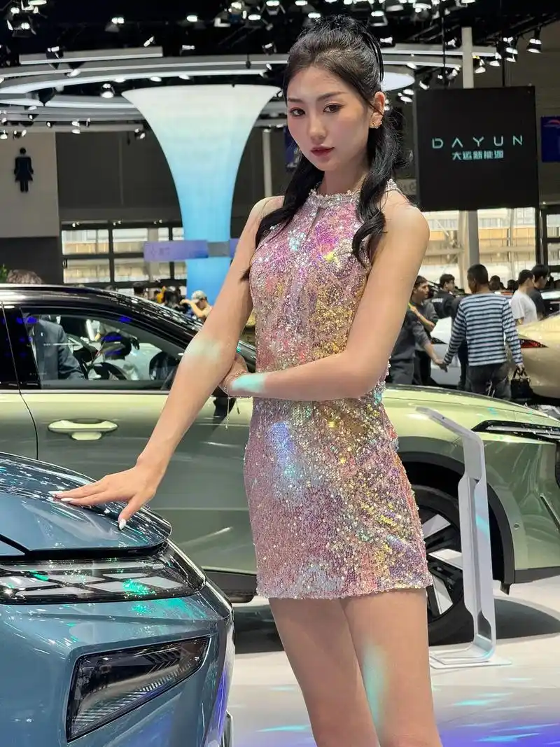 评选广州车展最美车模.