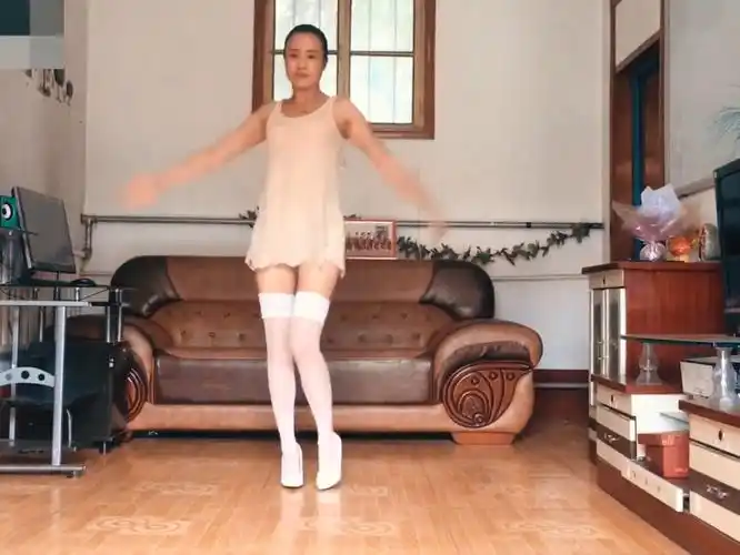 丽敏健身舞广场舞#维拉 #舞艺吧 #优尚舞姿 #随意吧 #炫舞世家 #黑