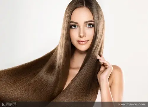 长发飞舞的美女模特高清摄影图片