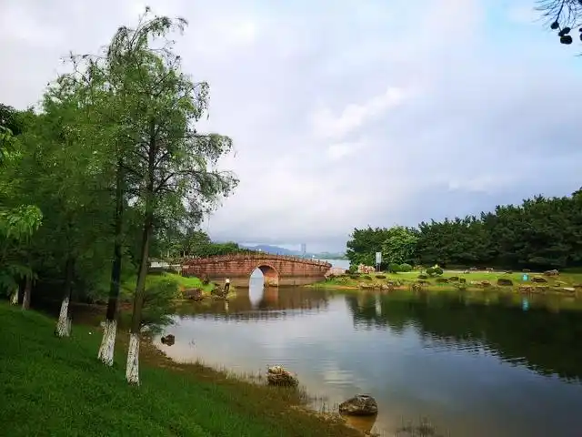 松山湖阳光沙滩