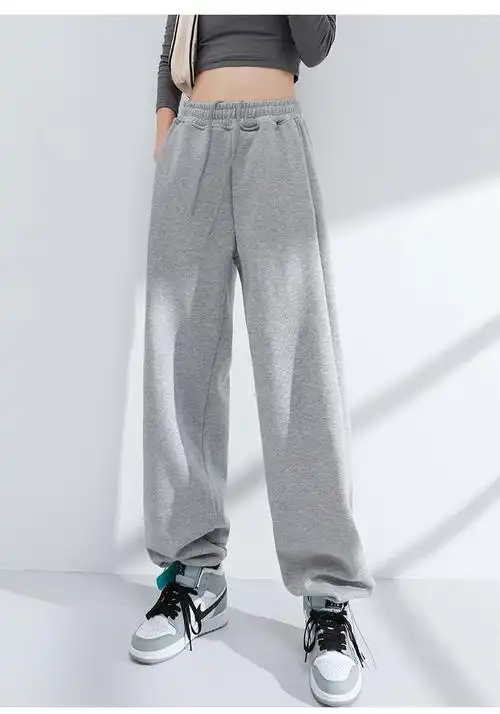 灰色裤子配什么上衣 灰色裤子配什么上衣好看女生