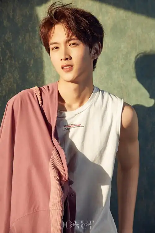 陈宥维能量发光体