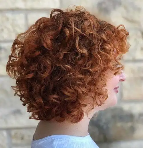 复古显发量满烫烫发型 越烫越时髦美到惊艳_女生烫发 - 美发站