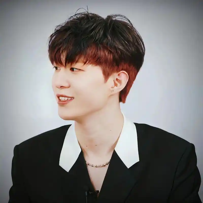 好开心,好帅!自修图 #范丞丞 #纪梵希代言人范丞丞 # - 抖音