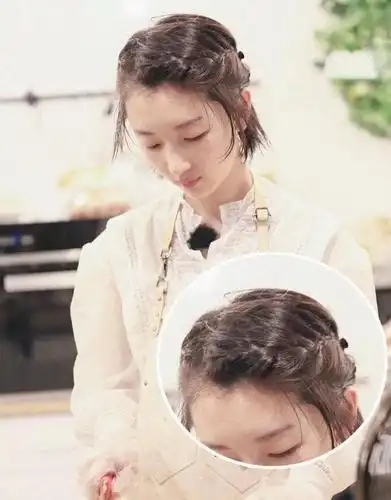 阚清子,周冬雨万年短发girl,春季短发编发你更pick谁?