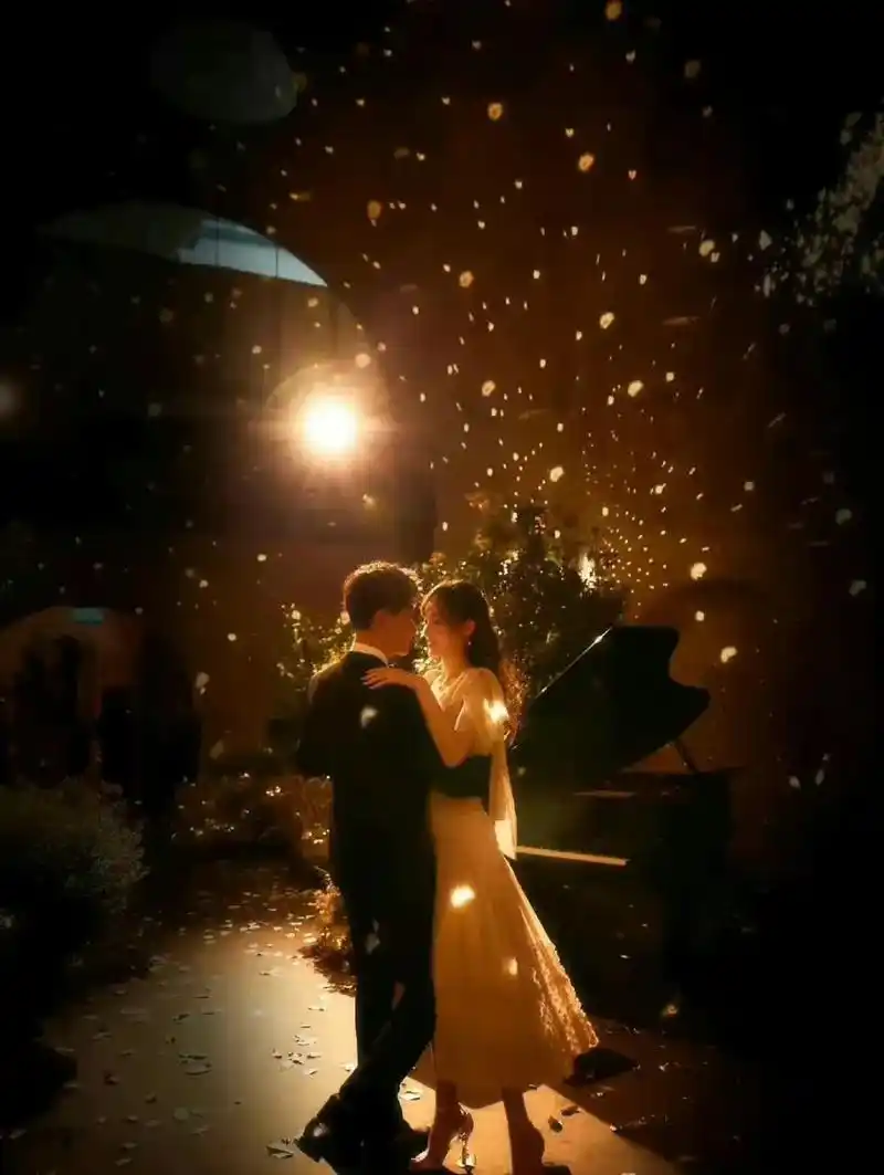 唐嫣和罗晋的婚纱照最让人印象深刻,真的很有偶像剧的感觉.