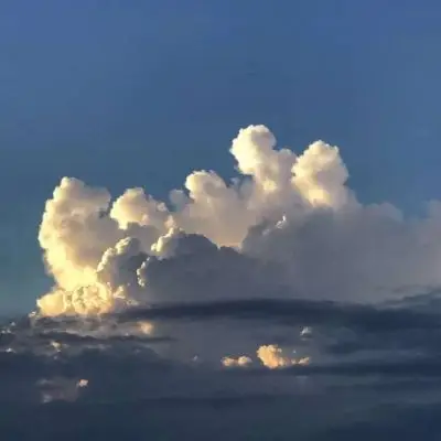 微信干净有质感背景图