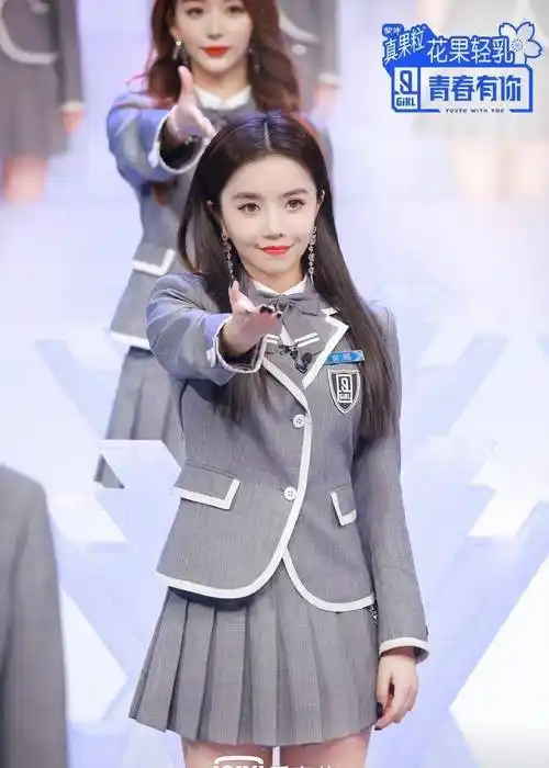 许佳琪我们的小公主是个很可爱的开心果呀,好的