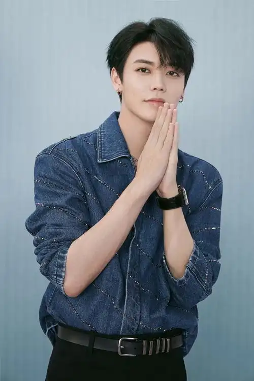 林彦俊相关图片