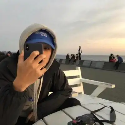 微信时尚潮男头像2020最新 帅气有个性的男生头像