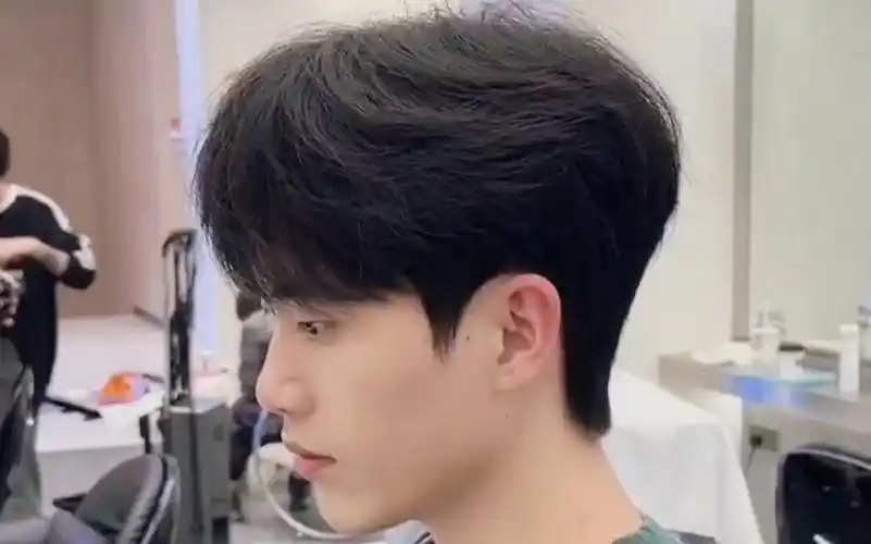 在广州一定要找我做一次 我的招牌发型 "微分碎盖气垫烫"-广州男士