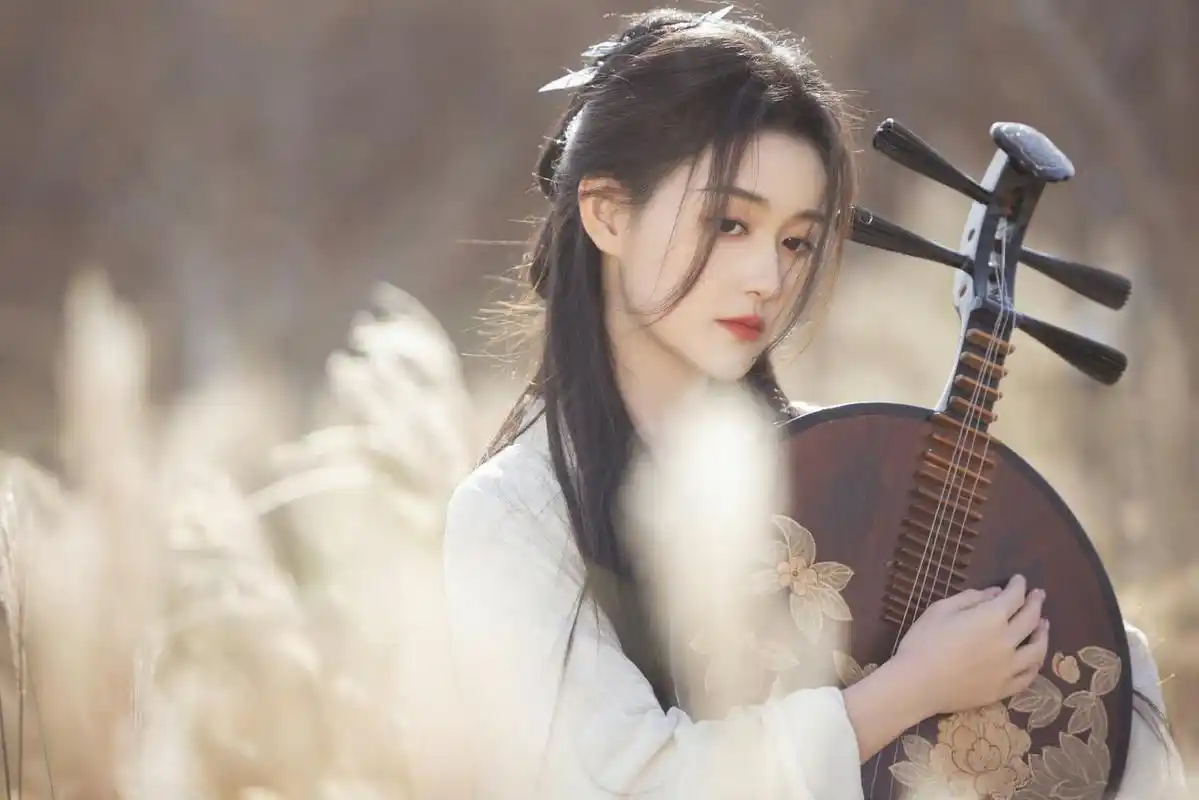 蒋依依的古装惊艳到你了吗[期待]