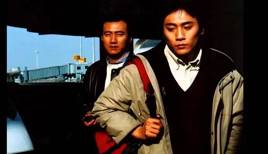 曝二字影帝在ktv卫生间出轨嫩模,胡军,沈腾,均躺枪_阿飞_靳东_孩子