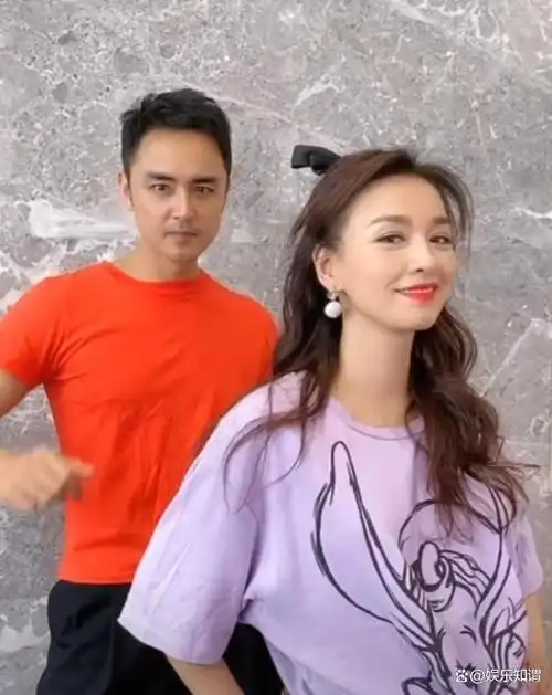 作为曾经的霸道总裁本总,明道在张庭的众多代理商中颇受欢迎.