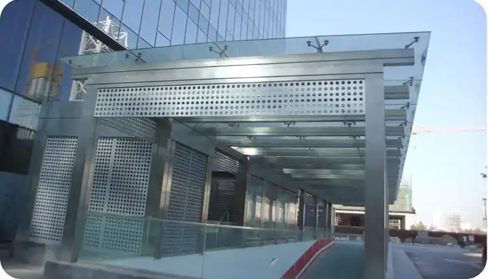 钢结构玻璃雨棚的优势和特点?