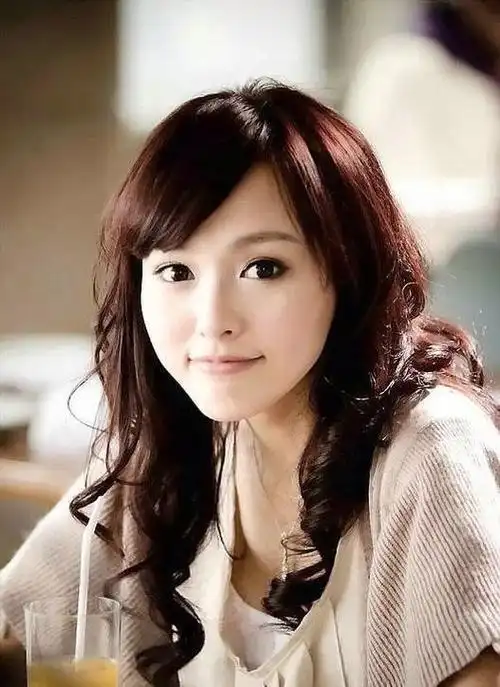 唐嫣适合做头像的图片_热门头像_qq头像大全__qq志