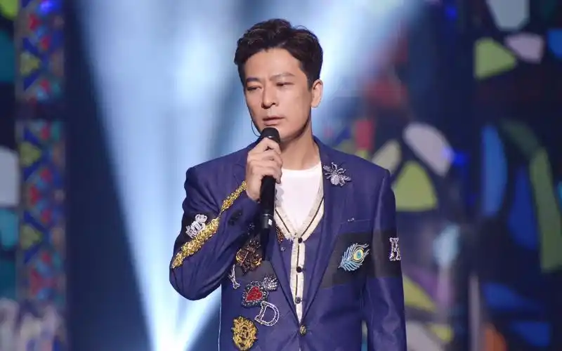 【跨界歌王2】0708总决赛于毅相关视频【跨界歌王2】0701总决赛(上