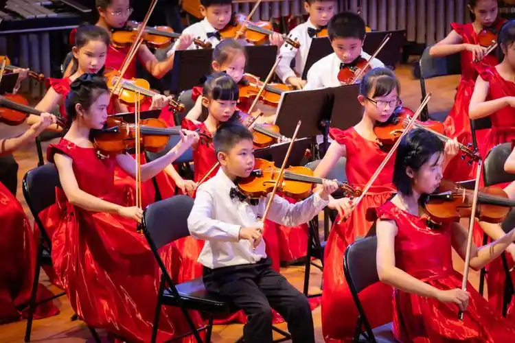 筑梦未来广西青少年交响乐团夏季音乐会精彩上演