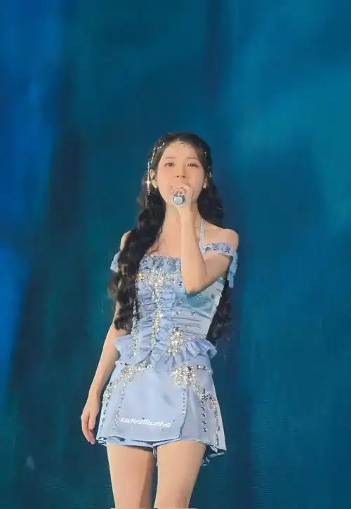 iu李知恩世界巡回演唱会##iu演唱会