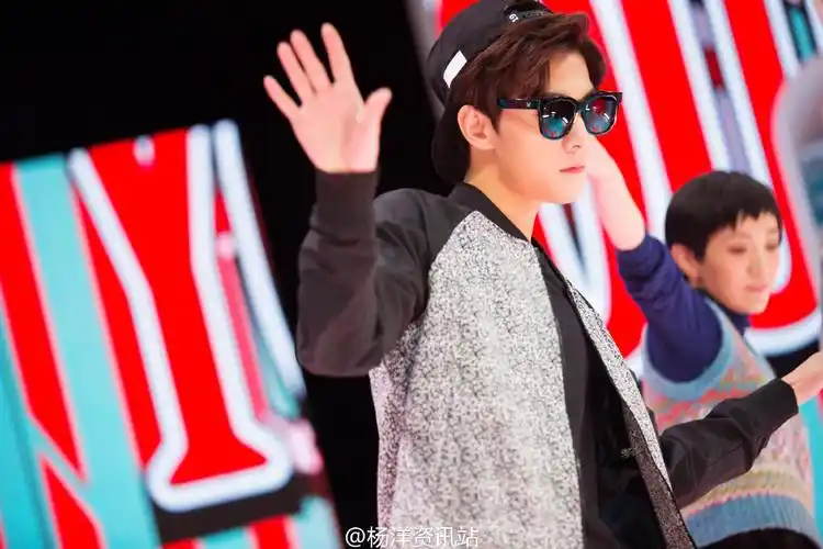 杨洋- 堆糖,美图壁纸兴趣社区