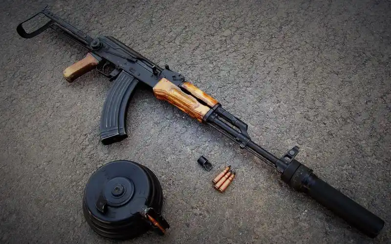 一把经典的突击步枪美国大兵抢着用