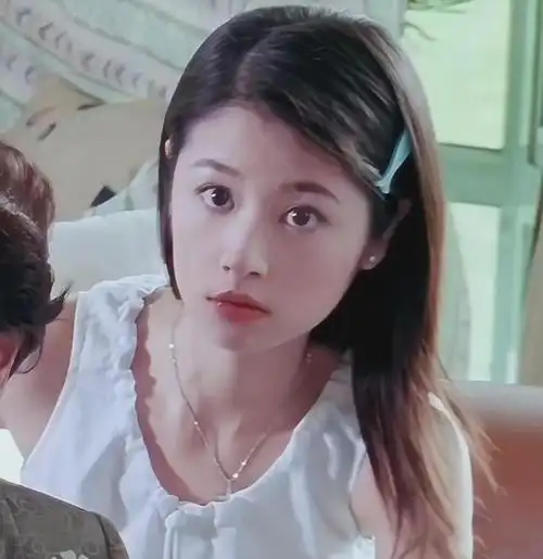 林心如年轻时候可谓是惊艳,一颦一笑,一举一动都是