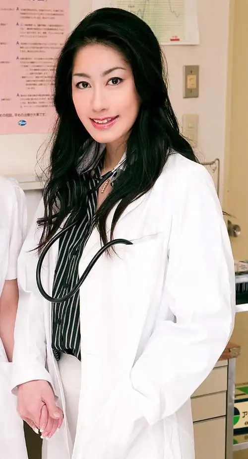 p>石黑京香(kyoka ishiguro),1979年6月20日出生于冲绳县,日本 a