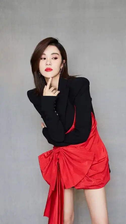 精美图集郁可唯知性优雅的女歌手