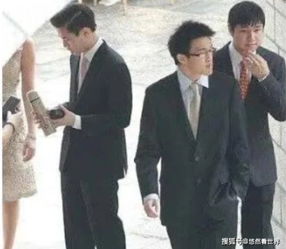 霍启刚豪门家族,6个弟弟却都单身,看到本人终知道郭晶晶选他了_霍启文