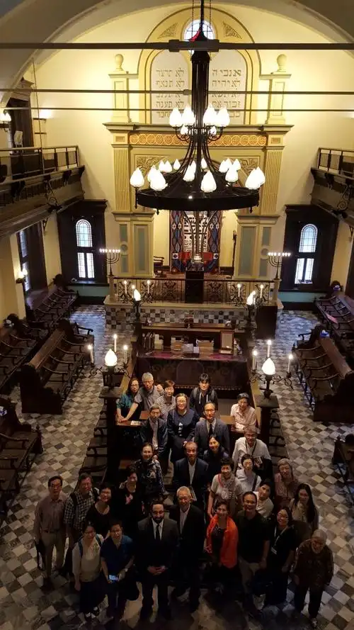 参观犹太教会堂及回教清真寺