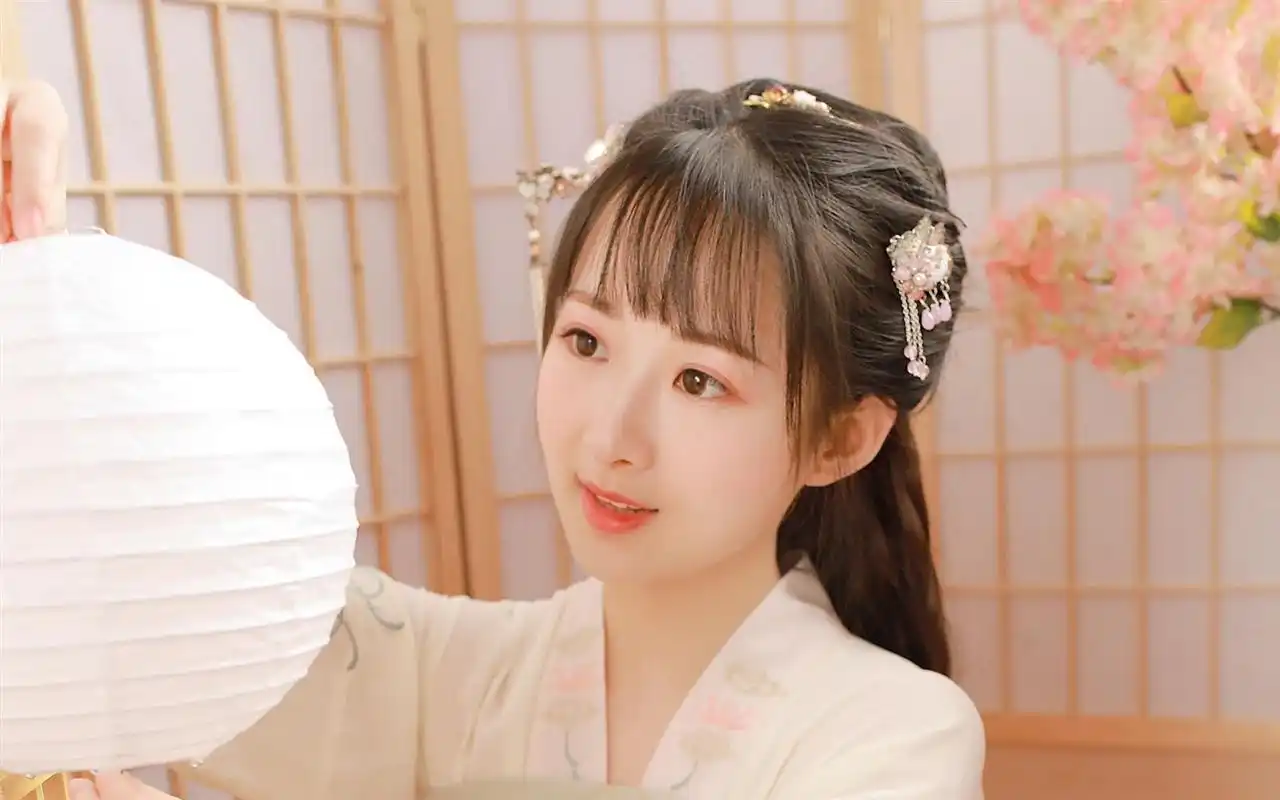 汉服美女唯美古风写真桌面壁纸高清大图预览1440x900_美女壁纸下载_美