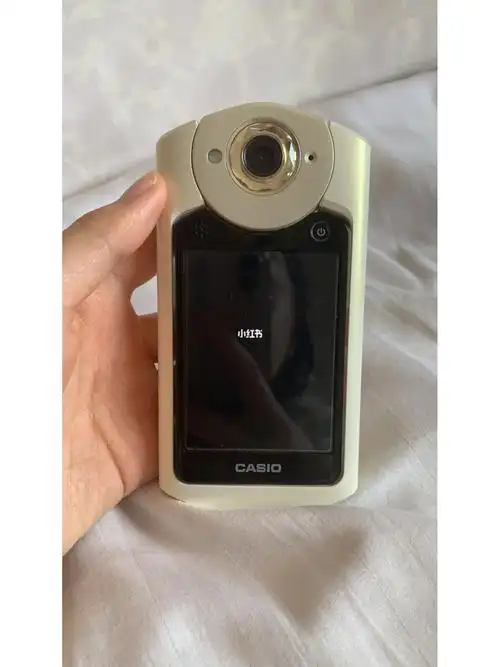 出卡西欧tr550自拍神器