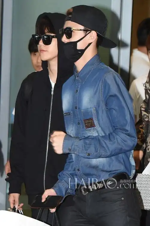 exo组合成员吴世勋7月13日韩国仁川机场街拍 (台湾返回韩国)