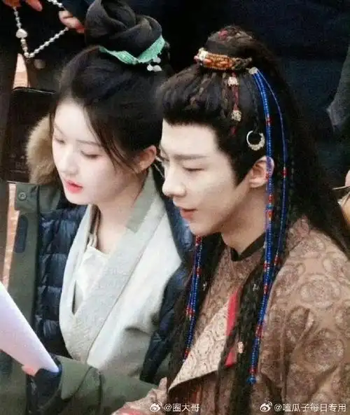 赵露思刘宇宁珠帘玉幕同框路透图##赵露思刘宇宁新剧同框路透图