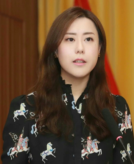 中国互联网协会举行换届选举,多益网络ceo唐忆鲁当选常务理事