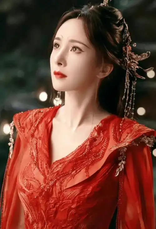 积怨已久,杨幂,吴谨言和刘亦菲,谁胜谁败,结局很明显了