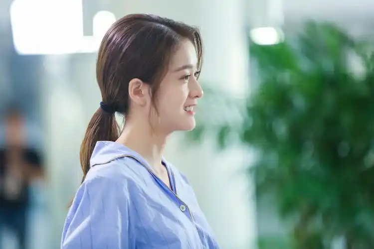 张雪迎泡沫之夏本周暖心收官温柔升级观众不舍告别