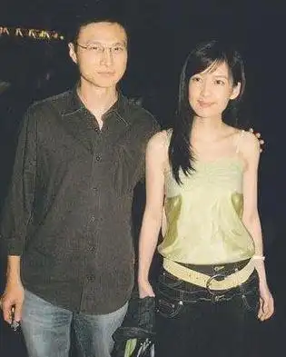 玉女掌门人周慧敏,退隐后江湖依旧有你的传闻