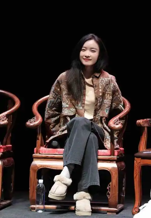 倪妮再次挑战"顾香兰",2024《如梦之梦》专属版开演_演出_舞台_观众