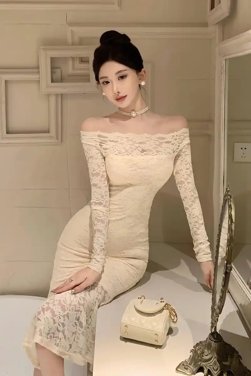 法式一字肩蕾丝鱼尾连衣裙 又气质又温柔～经典一字肩设计,心机 - 抖